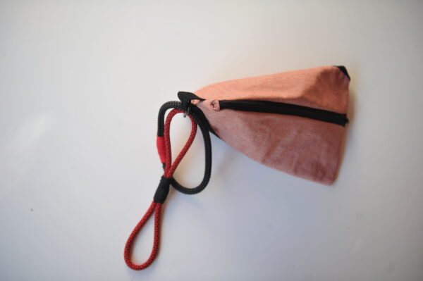 BOLSA DE MANO TRIÁNGULO ROJA - Imagen 3