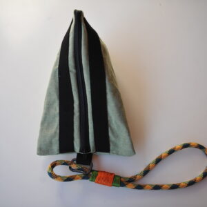 BOLSA DE MANO TRIANGLE VERDE